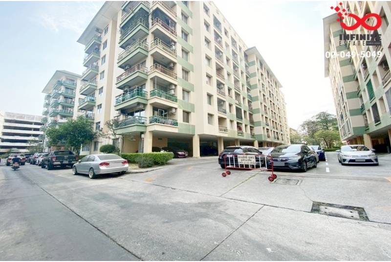 ให้เช่าคอนโด ชั้น 4 เดอะพาร์คแลนด์ บางนา 37.64 ตรม.     