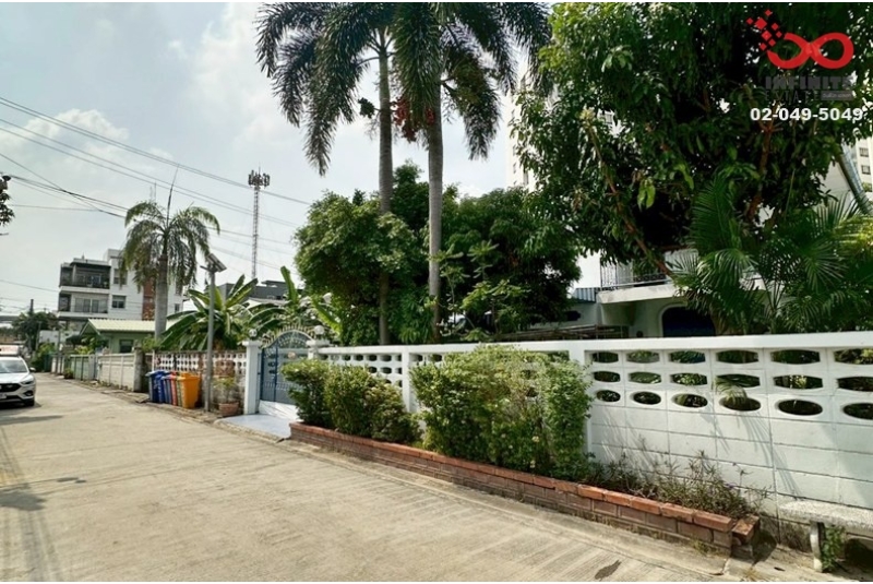 ขายบ้านเดี่ยว 75ตร.วา 2ชั้น ซอยรามอินทรา 5 บางเขน ใกล้ MRT 