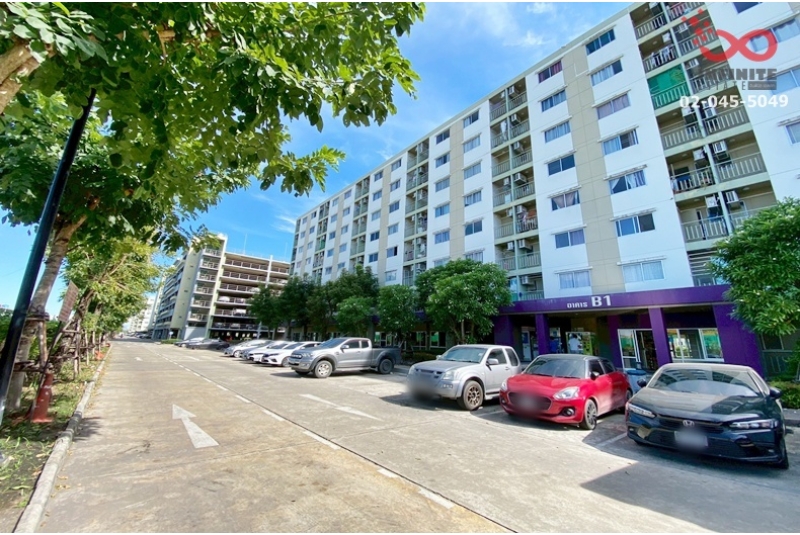 ขายคอนโด ลุมพินี คอนโดทาวน์ ร่มเกล้า-สุวรรณภูมิ 22ตรม.ชั้น4 ห้องริม