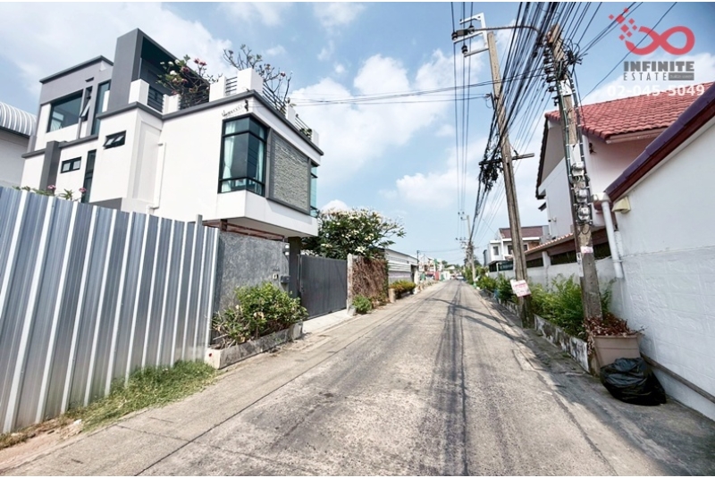 ให้เช่าบ้านเดี่ยว 3 ชั้น 46 ตร.ว. ลาดพร้าว 80  แยก 14 วังทองหลาง