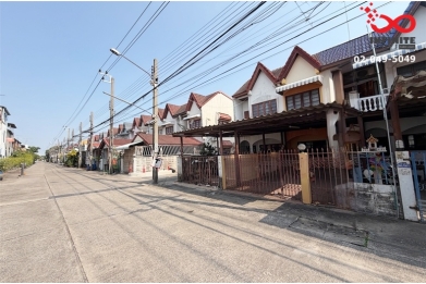 93070, ขายทาวน์เฮ้าส์ 2ชั้น 24ตรว. เสนานิคม 1- ลาดพร้าววังหิน 72 ม.บ้านดวงแก้ว