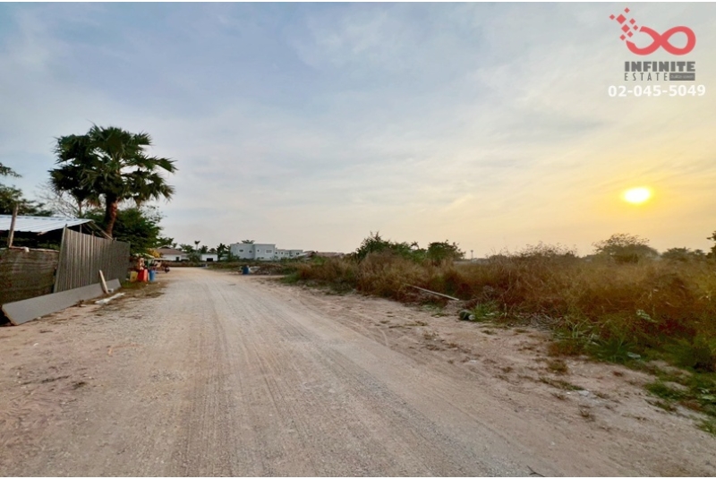 ขายที่ดิน 50 ตร.ว.พรประภานิมิตร 33 พัทยา-บางละมุง ชลบุรี ถมแล้ว