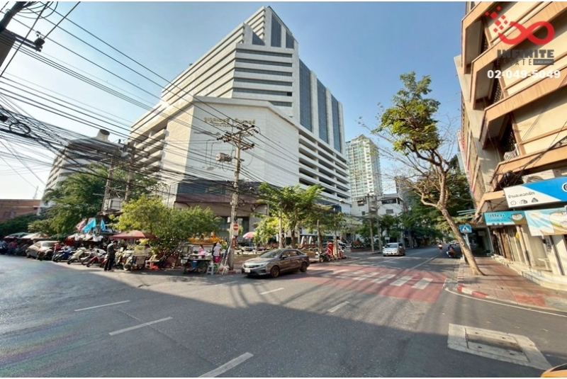 ขายพื้นที่สำนักงาน ทำเล สีลม-สุรวงศ์-สี่พระยา  อาคารจูเวลเลอรี่ เซ็นเตอร์ 1,298 ตร.ม.ชั้นที่ 19 บางรัก สีลม ใกล้ MRT สามย่าน