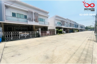 93406, ขายทาวน์เฮ้าส์ 2 ชั้น ดิเอ็กคลูซิฟ พัฒนาการ  44 พร้อมอยู่ ใกล้รถไฟฟ้า