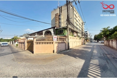 93401, ขายบ้านเดี่ยว พหลโยธิน 24 จตุจักร 69ตรว. 2 ชั้น หลังมุม ใกล้ BTS 