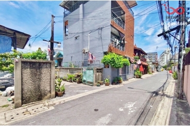 93579, ขายที่ดิน 114 ตร.ว. ถนนวิภาวดีรังสิต - สุทธิสารวินิจฉัย  ซอยอินทามระ 29 ใกล้ทางด่วน