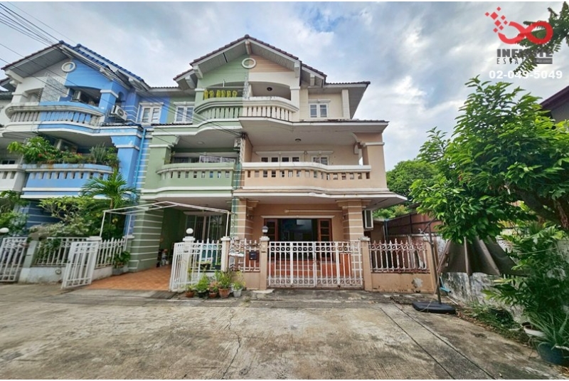 ขายทาวน์โฮม 3 ชั้น หลังริม นันทนาการ์เด้น ถนนแจ้งวัฒนะ ใกล้ MRT-ทางด่วน