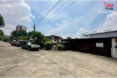 93673, ขายบ้าน 2 ชั้น 56 ตรว. ซ.นวมินทร์ 13 นวมินทร์–บางกะปิ ใกล้เดอะมอลล์ รถไฟฟ้าสายสีเหลือง