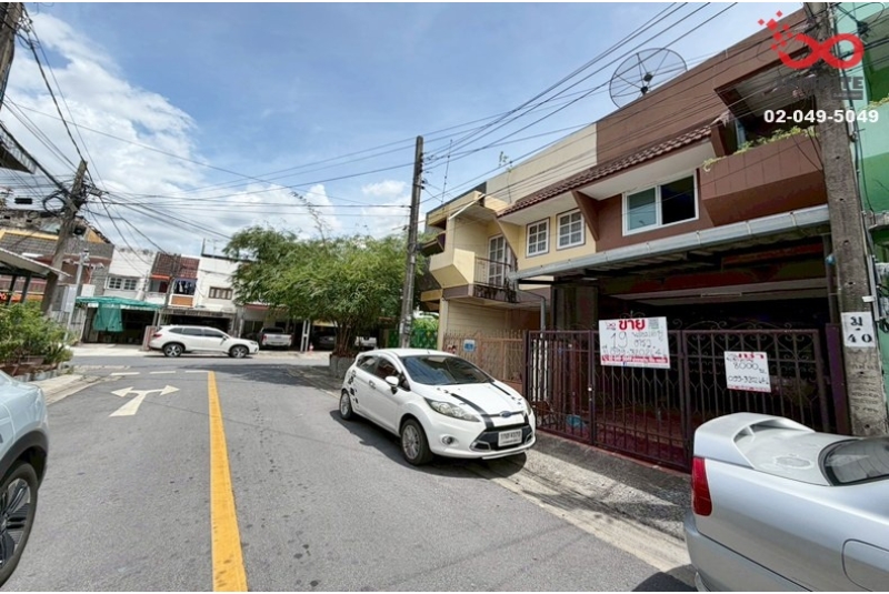 ให้เช่าทาวน์เฮาส์ 2 ชั้น 15 ตร.ว. หมู่บ้านอมรพันธ์ สวนสยาม - เสรีไทย ใกล้ MRT สายสีชมพู