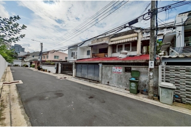 92249, ขายบ้านแฝด 2 ชั้น  ซอยสบายใจ รัชดา-สุทธิสาร-ลาดพร้าว ใกล้รถ MRT สุทธิสาร 