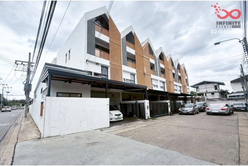 ขายทาวน์โฮม 4 ชั้น 35 ตร.ว. เดอะ ลอฟท์ บาย ไอ-เซน นาคนิวาส 48 แยก 14 ใกล้ทางด่วน