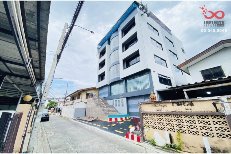 ขายตึกสำนักงาน 5 ชั้น 152 ตร.ว. ลาดพร้าว 101 ซอยบ่อปลา 1/4 มีที่จอดรถ ใกล้ MRT ลาดพร้าว 101 