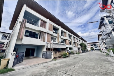 94340, ขายทาวน์โฮม 3 ชั้น หลังริม เดอะ ซิมโฟนี่ นวมินทร์ 163 รีโนเวทใหม่ 20 ตร.ว. ใกล้รถไฟฟ้าสายสีชมพู สถานีคู้บอน