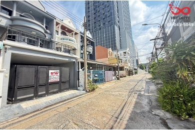 94367, ขายทาวน์เฮาส์ 3 ชั้น 22 ตรว. พหลโยธิน 27 พร้อมอยู่ ใกล้ BTS พหลโยธิน 24