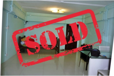 คอนโดมีเนียม ไดมอนด์ปาร์ค ถนนประดิพัทธิ์