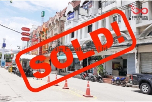 82015, อาคารพาณิชย์ 3.5 ชั้น แฟคตอรี่แลนด์ 1 ถนนพุทธมณฑลสาย5