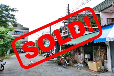 80715, ทาวน์เฮ้าส์ 2 ชั้น หมู่บ้านอรุณนิเวศน์ ถนนพหลโยธิน 54/1