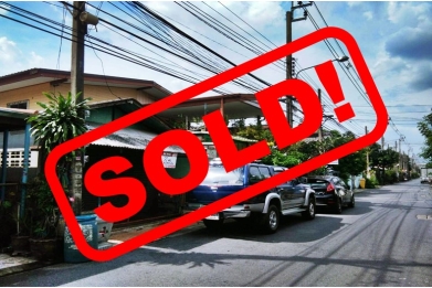 80761, ขายบ้านแฝดหมู่บ้านอัมรินทร์นิเวศน์ 3 ผัง 2 ถนนสายไหม