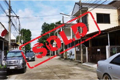 80797, ขายทาวน์เฮ้าส์หมู่บ้านวังทอง ถนนวิภาวดี-รังสิต