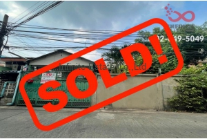 84315, ขายที่ดินพร้อมบ้าน หมู่บ้าน ศรีชวาลา4  ซอยปรีดีพนมยงค์ 46 ถนนสุขุมวิท 71