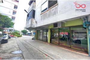 84758, ขายห้องชุดคอนโด  รุ่งทรัพย์ คอนโดทาวน์  ห้องมุม ชั้นที่1 ถนนพหลโยธิน ใกล้ BTS สะพานใหม่