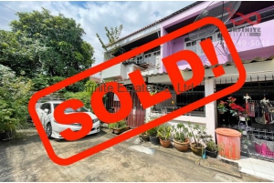 84931, ทาวน์เฮ้าส์ 2 ชั้น หลังริม เนื้อที่ 19.2 ตารางวา ซอยลาดพร้าว38 ใกล้รถไฟฟ้า MRT ลาดพร้าว