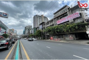 88318, ขายอาคารพาณิชย์ 4 ชั้น 11 คูหา 158 ตารางวา ซอยเพชรบุรี 40 ติดถนนเพชรบุรี ตรงข้ามโรงพยาบาลกรุงเทพ