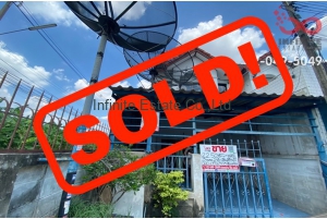 85503, ขายทาวน์เฮ้าส์ 2 ชั้น หมู่บ้านกลางซอยวิลเลจ 2 ลำลูกกา คลองสี่ หลังริม