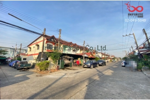 86803, ขายทาวน์เฮ้าส์ 2 ชั้น 20 ตารางวา  หมู่บ้านฉัตรณรงค์วิลล่า 4 หลังมุม