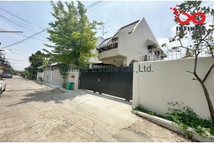 87165, ขายทาวน์โฮม 2 ชั้น หมู่บ้านปัทมอร ถนนจรัญสนิทวงศ์