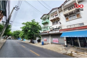 87564, ขายอาคารพาณิชย์ 3.5 ชั้น ซอยโกสุมรวมใจ ถนนกำแพงเพชร6-โกสุมรวมใจ