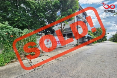 87929, ขายที่ดินพร้อมสิ่งปลูกสร้าง 3.5 ชั้น 198 ตารางวา ถนนพหลโยธิน ซอยพหลโยธิน 62