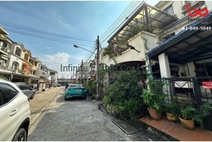 90465, ขายทาวน์โฮม 3 ชั้น หมู่บ้านกลางเมือง พระราม 9 ใกล้ทางพิเศษศรีรัช