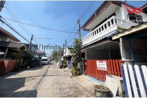 88332, ขายทาวน์เฮ้าส์ 2 ชั้น หมู่บ้านฉัตรไพลิน ลาดหลุมแก้ว 