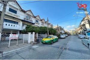 88459, ขายทาวน์เฮ้าส์ 3 ชั้น หมู่บ้านเสนา 88 ถนนประเสริฐมนูกิจ ซอยนวลจันทร์ 17