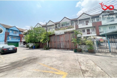 89064, ขายทาวน์เฮ้าส์ 3 ชั้น 33 ตารางวา ถนนลาดพร้าว ซอยลาดพร้าว 64