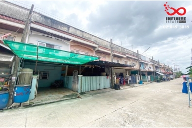 89739, ขายทาวน์เฮาส์ 2 ชั้น หมู่บ้านแหวนยอด 1 ถนนลำลูกกา ซอยลำลูกกกา 21