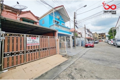 89232, ขายทาวน์เฮาส์ 2 ชั้น เนื้อที่ 16 ตารางวา ถนนลาดพร้าว ซอยลาดพร้าว 41 ใกล้รถไฟฟ้า BTS สายสีเหลืองสถานี ภาวนา