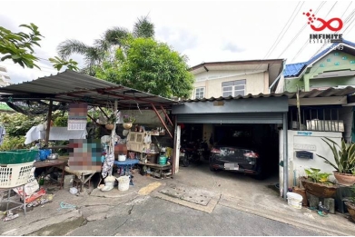 89814, ขายทาวน์เฮาส์ 2 ชั้น 47 ตารางวา ซอยโกสุมรวมใจ 18 ถนนโกสุมรวมใจ