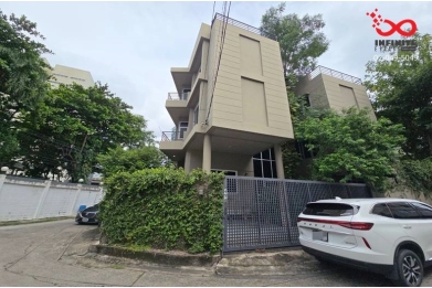 89876, ขายบ้านเดี่ยวหลังมุม 3 ชั้นครึ่ง 51 ตารางวา ซอยวิภาวดีรังสิต 5 แยก 6 ถนนวิภาวดีรังสิต