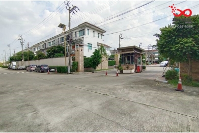 89972, ขายทาวน์เฮาส์ 3 ชั้น 22 ตารางวา ทาวน์พลัส สุวรรณภูมิ ซอยกิ่งแก้ว 37/4 ถนนกิ่งแก้ว