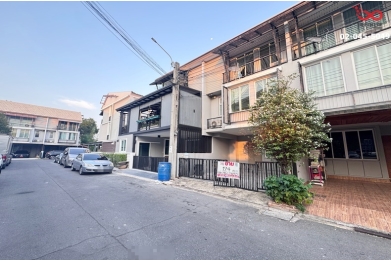 90191, ขายทาวน์เฮาส์ 3 ชั้น อารียา เดลี่ เกษตร-นวมินทร์ 17.4 ตารางวา ถนนลาดปลาเค้า ลาดพร้าว