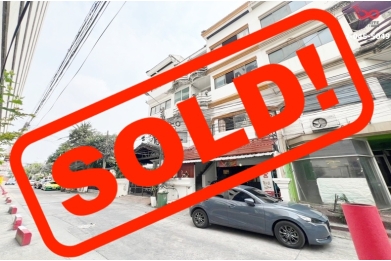 90987, ขายทาวน์โฮม 4 ชั้น 27 ตารางวา ซอยวิภาวดีรังสิต 22 (ซอยทรงสะอาด) ถนนวิภาวดีรังสิต 