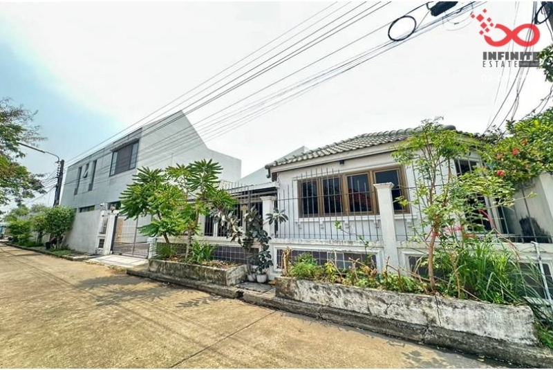 ขายบ้านเดี่ยวชั้นเดียว 44 ตารางวา หมู่บ้านศรีนครพัฒนา1 ถนนนวมินทร์