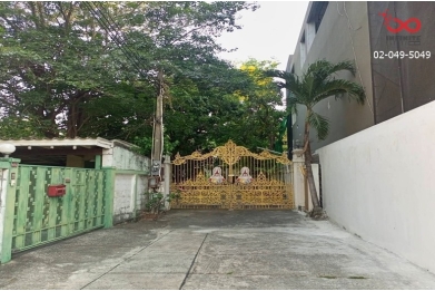 91243, ขายที่ดินพร้อมสิ่งปลูกสร้าง 2 ไร่ 1 งาน 37 ตร.ว. (937 ตร.ว.) ซอยอินทามระ 3 ถนนสุทธิสารวินิจฉัย