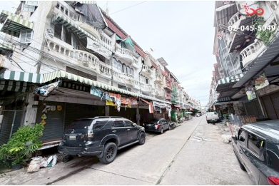 91551, ขายอาคารพาณิชย์ 3 คูหา 4 ชั้น 44.3 ตารางวา ใกล้ตลาดมีนบุรี ซอยสีหบุรานุกิจ 13 ถนนสีหบุรานุกิจ ใกล้ BTS สายสีชมพู สถานีมีนบุรี 