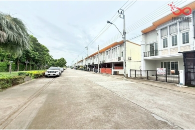 91868, ขายทาวน์เฮ้าส์ 22ตรว.โกลเด้นทาวน์ รามอินทรา-คู้บอน วิวสวน พร้อมอยู่