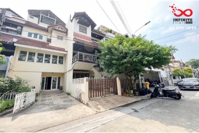 92055, ขายทาวน์โฮม 3.5ชั้น 28. ตร.วา เน็พปาร์ค วิลล่า ประเสริฐมนูกิจ 29 แยก 4  ซ.มัยลาภ ใกล้รถไฟฟ้าสายสีชมพู 