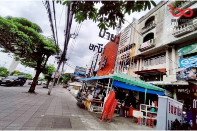 91996, ขายอาคารพาณิชย์ 5 ชั้น ติดถนนรามคำแหง มีที่จอดรถ ใกล้รถไฟฟ้า มีนบุรี