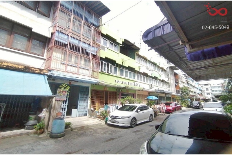 ขายอาคารพาณิชย์ 3 ชั้น สาธุประดิษฐ์ 58 พระราม3 ยานนาวา